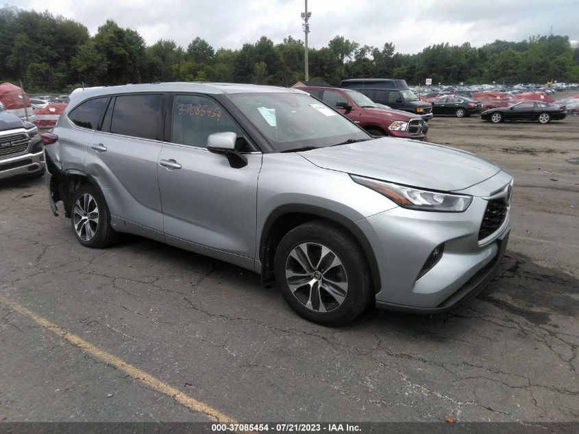 2020 TOYOTA HIGHLANDER XLE - 5TDHZRBH1LS503179