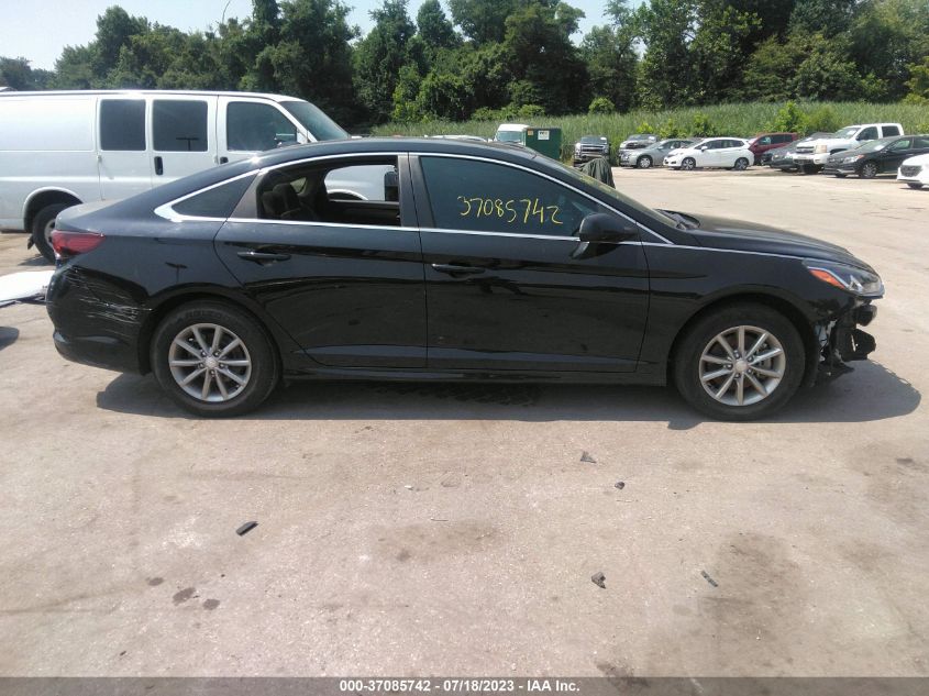 2019 HYUNDAI SONATA SE - 5NPE24AF3KH762559