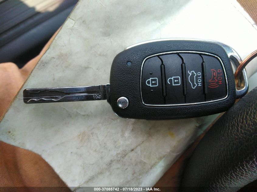 2019 HYUNDAI SONATA SE - 5NPE24AF3KH762559