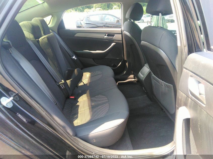 2019 HYUNDAI SONATA SE - 5NPE24AF3KH762559