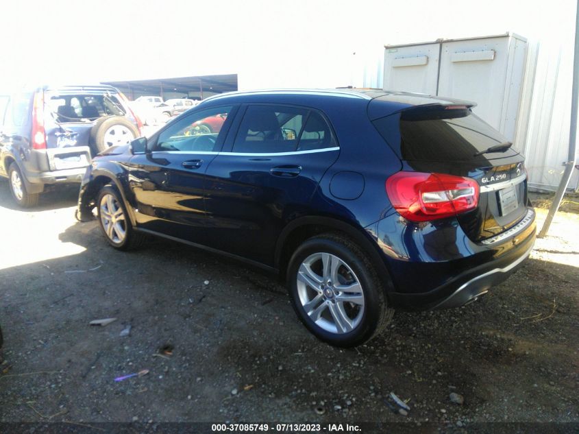 2018 MERCEDES-BENZ GLA GLA 250 - WDCTG4GB3JJ372154