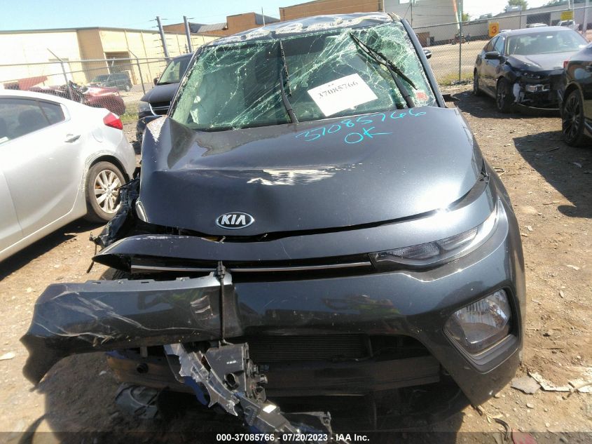 2020 KIA SOUL LX - KNDJ23AU6L7056196