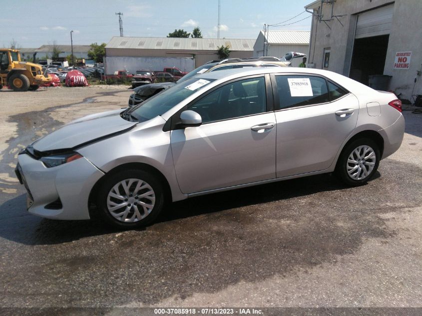 2018 TOYOTA COROLLA LE - 5YFBURHE2JP810724