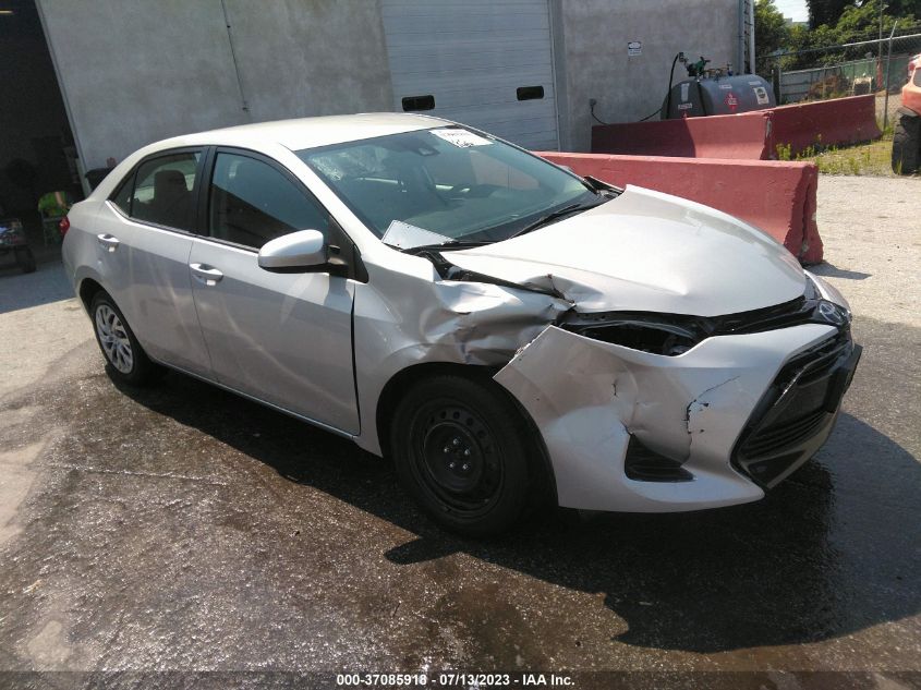 2018 TOYOTA COROLLA LE - 5YFBURHE2JP810724