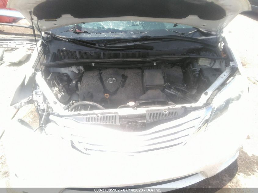 2017 TOYOTA SIENNA XLE AUTO ACCESS - 5TDYZ3DC4HS892616