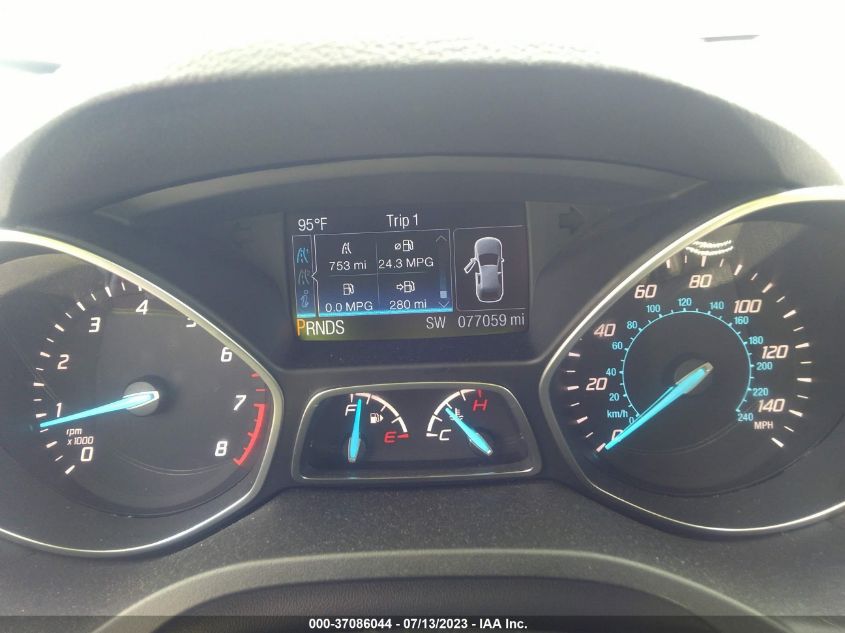 2015 FORD ESCAPE SE - 1FMCU0GX2FUB36079