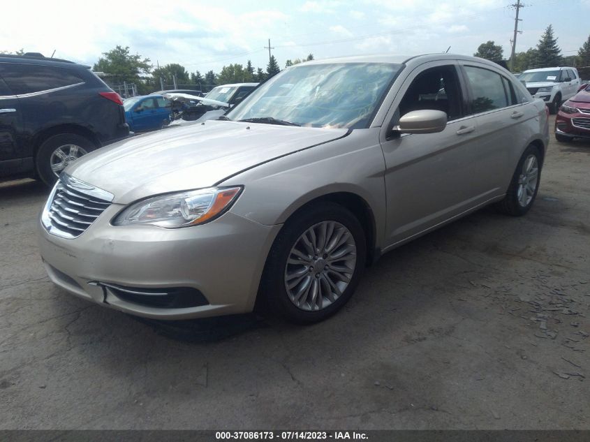 2013 CHRYSLER 200 LX - 1C3CCBABXDN698825