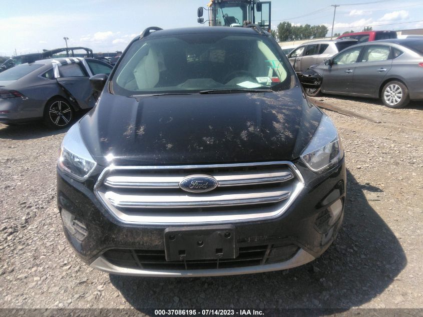 2018 FORD ESCAPE SE - 1FMCU0GD2JUD38208