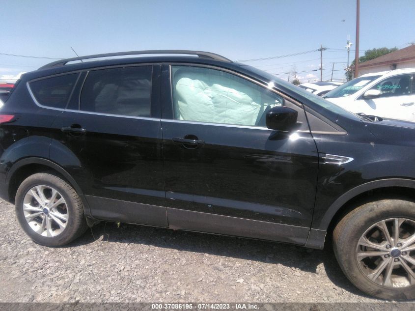 2018 FORD ESCAPE SE - 1FMCU0GD2JUD38208