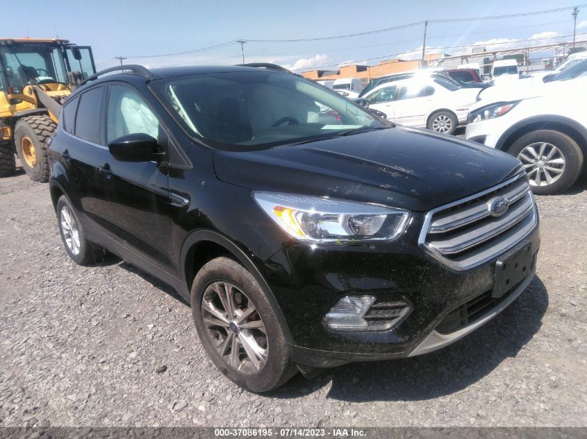 2018 FORD ESCAPE SE - 1FMCU0GD2JUD38208