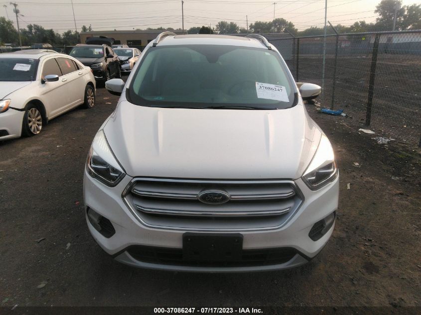 2018 FORD ESCAPE TITANIUM - 1FMCU9J95JUC21120