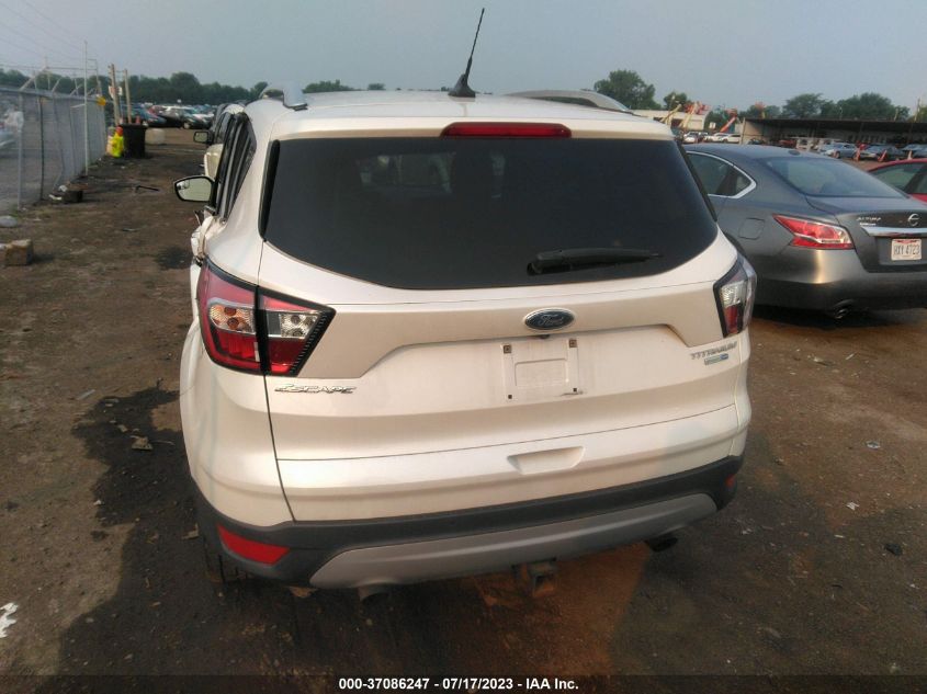 2018 FORD ESCAPE TITANIUM - 1FMCU9J95JUC21120