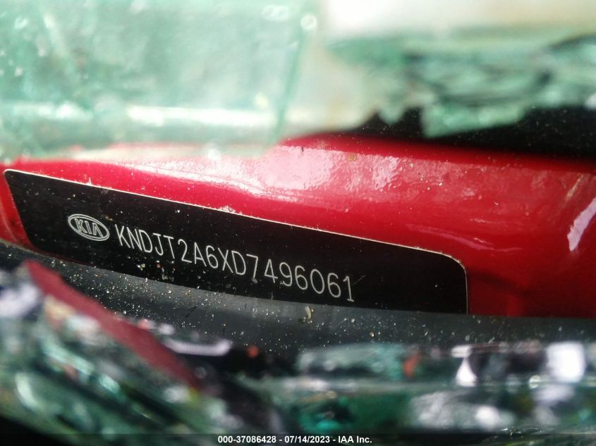 2013 KIA SOUL + - KNDJT2A6XD7496061