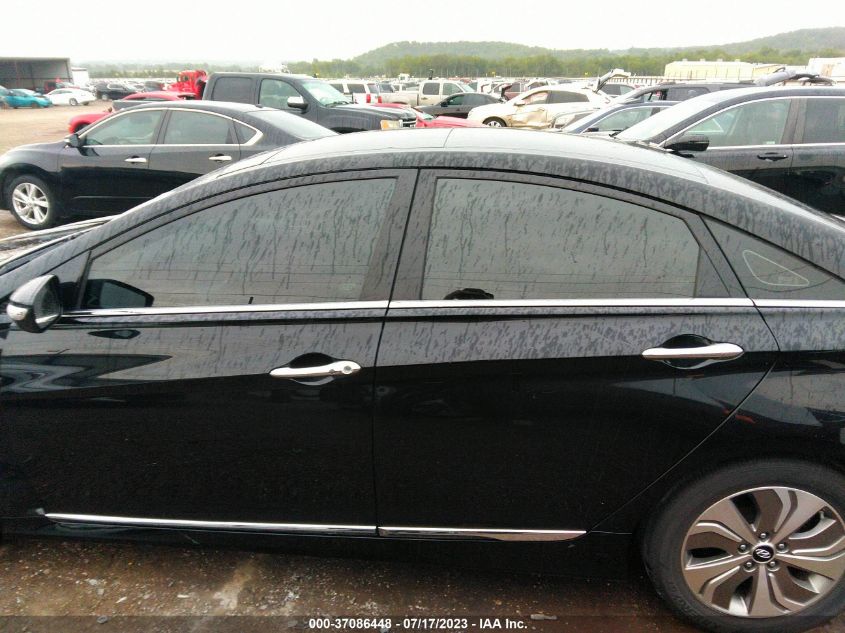2013 HYUNDAI SONATA HYBRID LIMITED W - KMHEC4A44DA066259