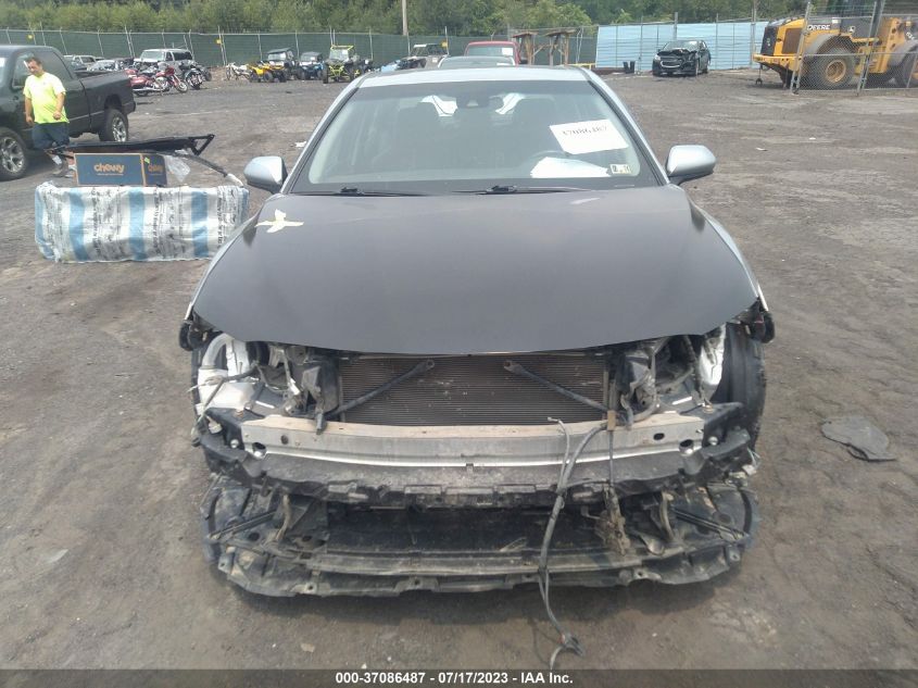 2018 TOYOTA CAMRY LE/SE/XLE/L - 4T1B11HKXJU579456