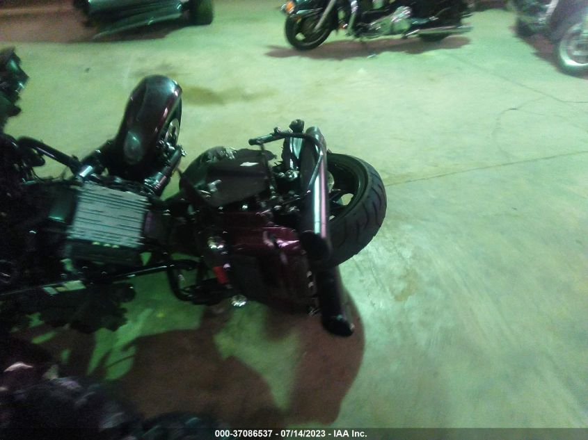 2022 HARLEY-DAVIDSON FLHXS - 1HD1KRP16NB645439