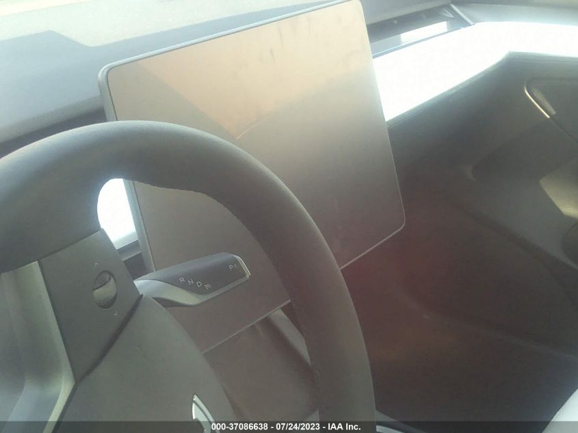 2022 TESLA MODEL 3 - 5YJ3E1EC4NF266766