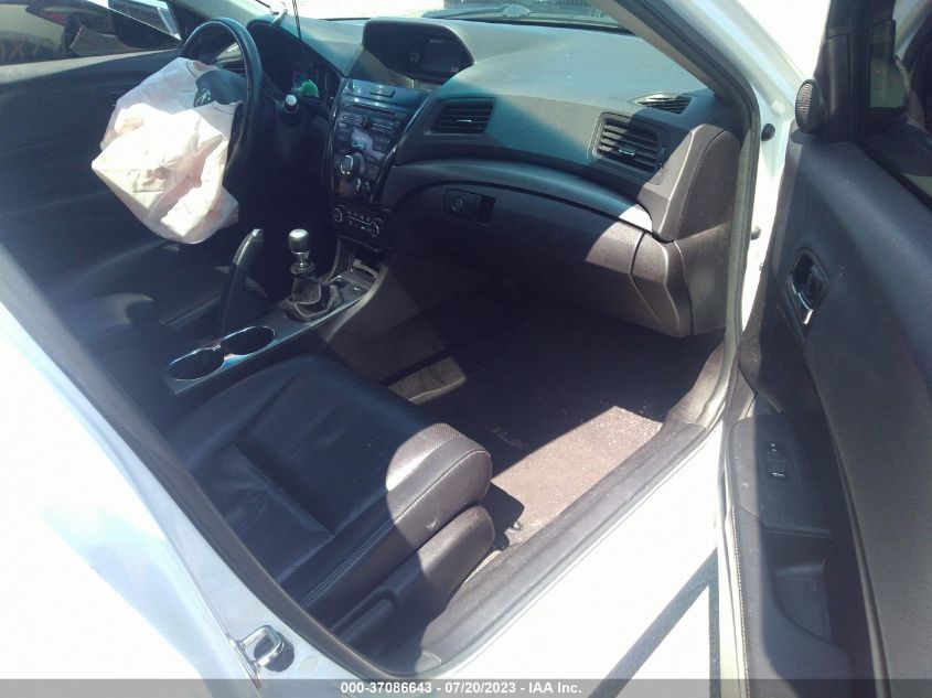2013 ACURA ILX 2.4L PREMIUM PKG - 19VDE2E58DE001387