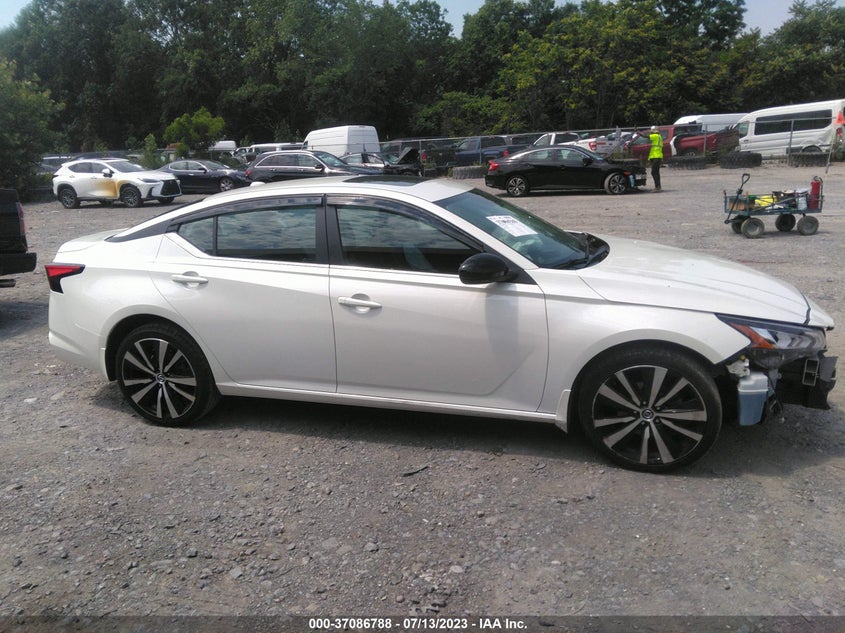 VIN 1N4BL4CW8LC165911 2020 NISSAN ALTIMA 2.5 SR