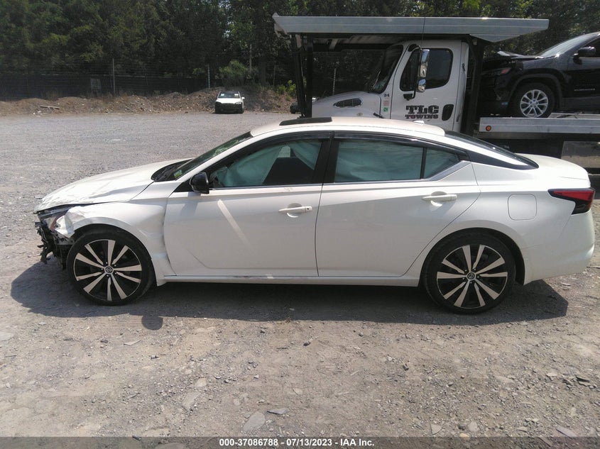 VIN 1N4BL4CW8LC165911 2020 NISSAN ALTIMA 2.5 SR
