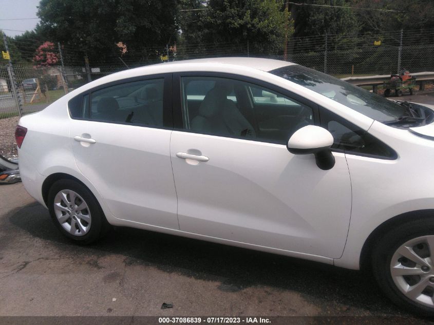 2015 KIA RIO LX - KNADM4A3XF6428926
