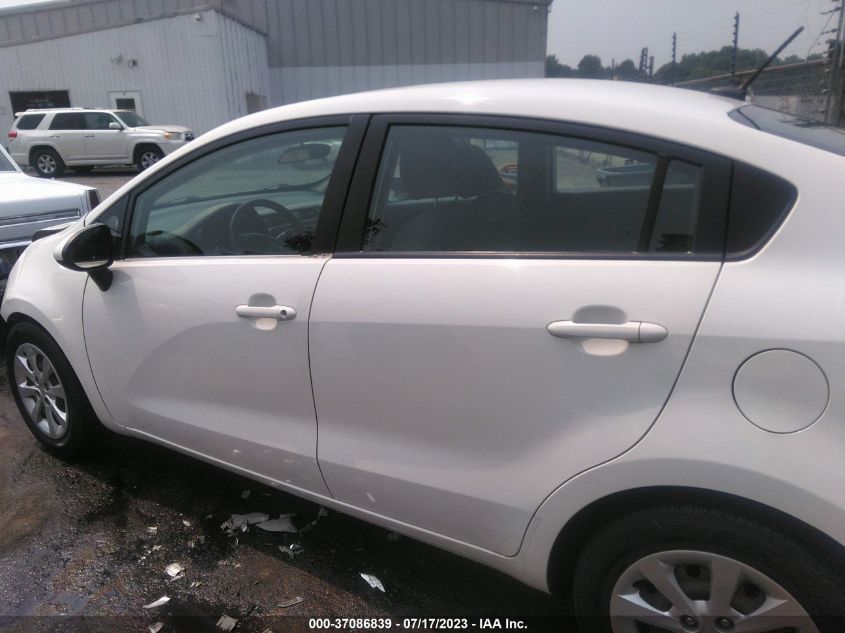 2015 KIA RIO LX - KNADM4A3XF6428926