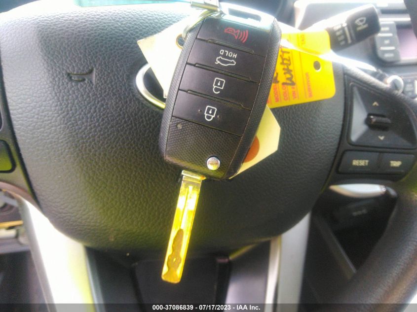 2015 KIA RIO LX - KNADM4A3XF6428926