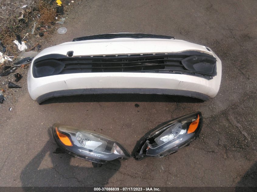 2015 KIA RIO LX - KNADM4A3XF6428926