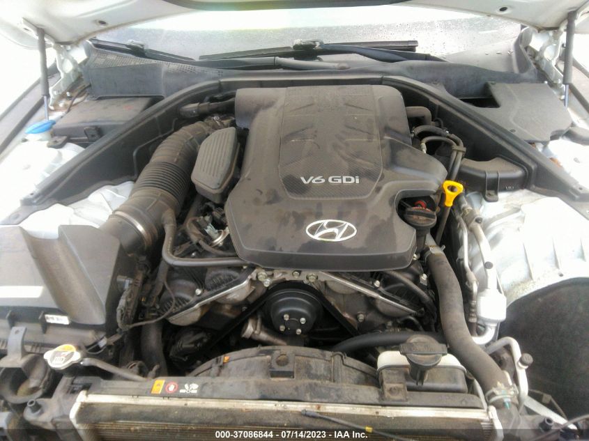 2015 HYUNDAI GENESIS 3.8L - KMHGN4JE3FU072065