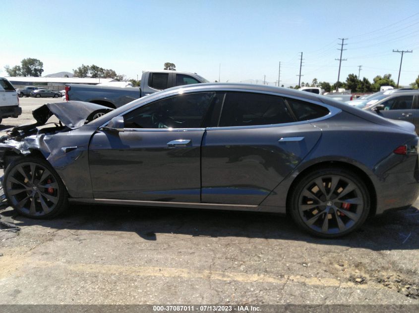 2019 TESLA MODEL S - 5YJSA1E28KF305756
