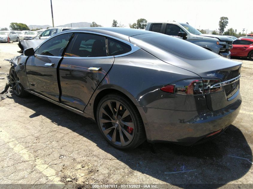 2019 TESLA MODEL S - 5YJSA1E28KF305756