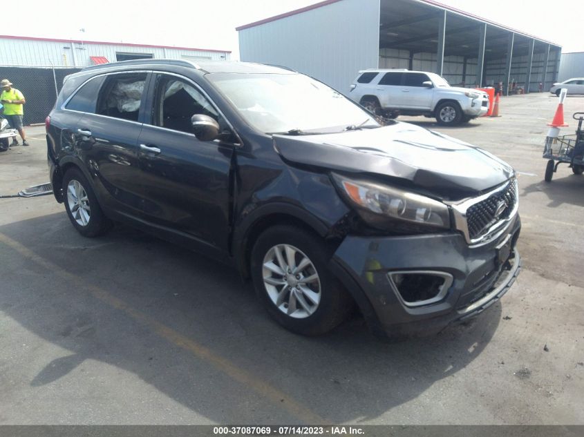 2016 KIA SORENTO LX - 5XYPG4A35GG046390