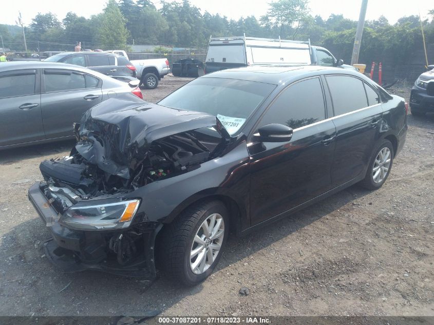 2014 VOLKSWAGEN JETTA SEDAN SE - 3VWD17AJ3EM440911