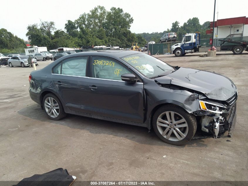 2015 VOLKSWAGEN JETTA SEDAN 2.0L TDI SEL - 3VWLA7AJ1FM320988