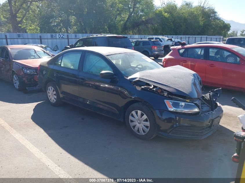 2015 VOLKSWAGEN JETTA SEDAN 2.0L S W/TECHNOLOGY - 3VW2K7AJ4FM424951