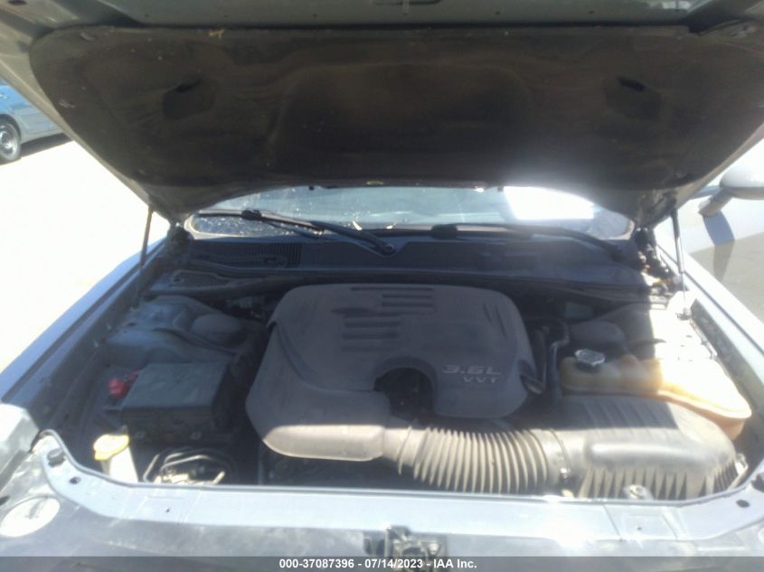 2019 DODGE CHALLENGER SXT - 2C3CDZAG5KH591981