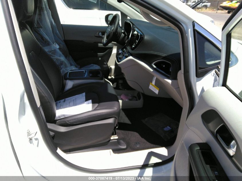 2023 CHRYSLER PACIFICA HYBRID TOURING L - 2C4RC1L79PR588820
