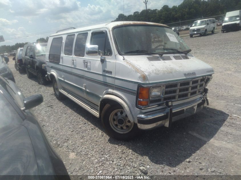 1NXBR12E1YZ365672 DODGE RAM Photo 1