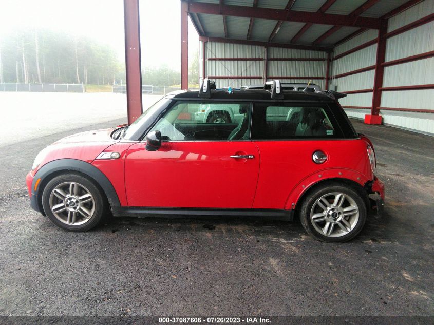 2013 MINI COOPER HARDTOP S - WMWSV3C5XDT390769