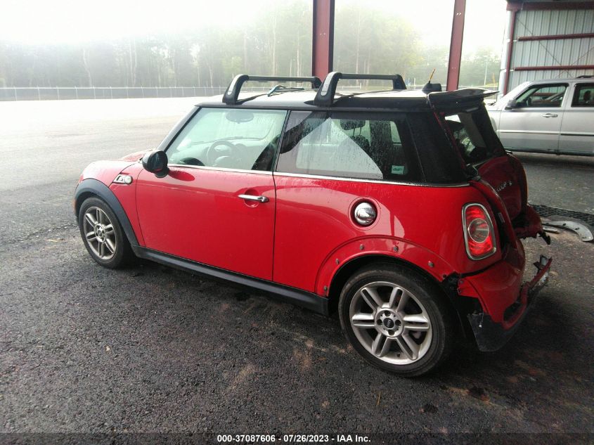 2013 MINI COOPER HARDTOP S - WMWSV3C5XDT390769