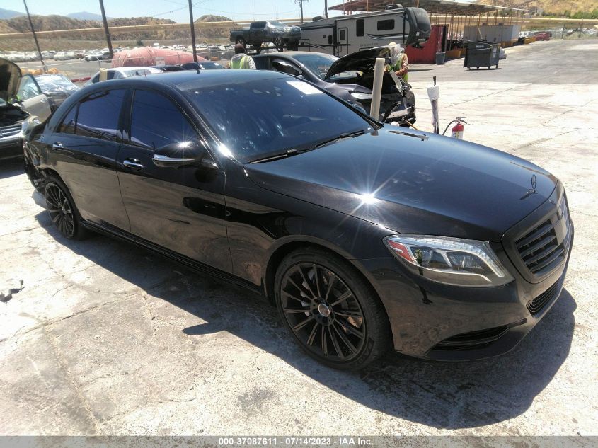 2016 MERCEDES-BENZ S-CLASS S 550 - WDDUG8FB0GA244570