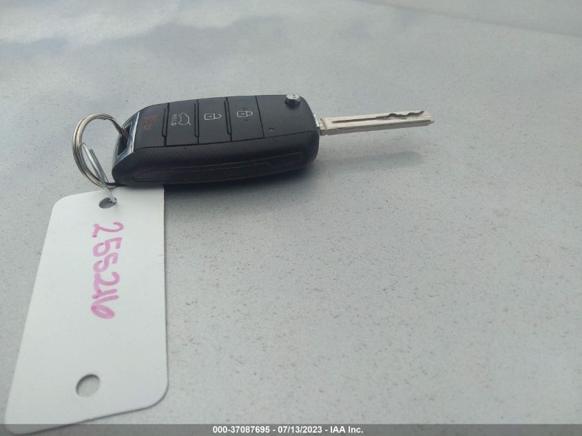 2015 KIA SOUL BASE - KNDJN2A23F7204907