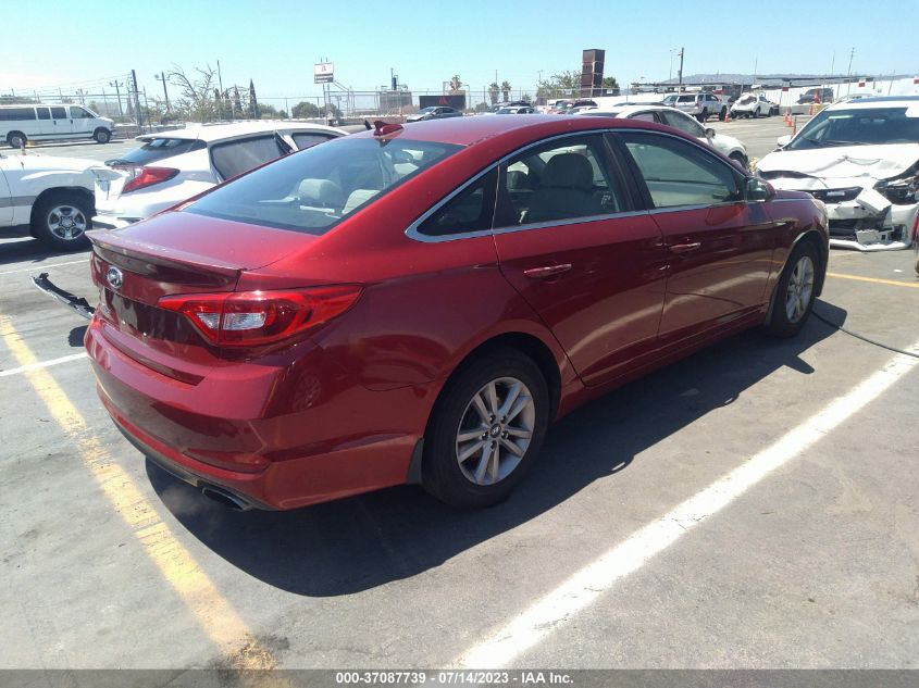 2015 HYUNDAI SONATA 2.4L SE - 5NPE24AF3FH108859