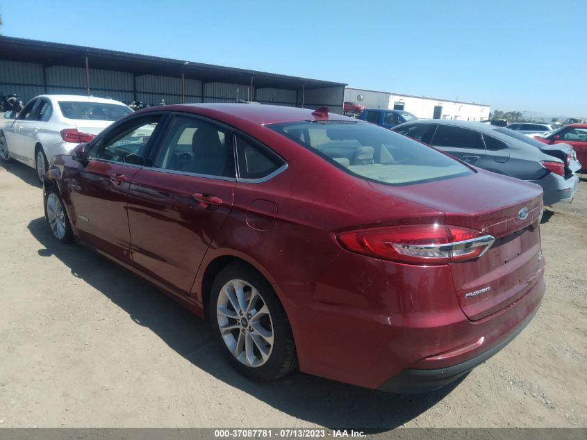 3FA6P0LU6KR220725 Ford Fusion Hybrid SE 3