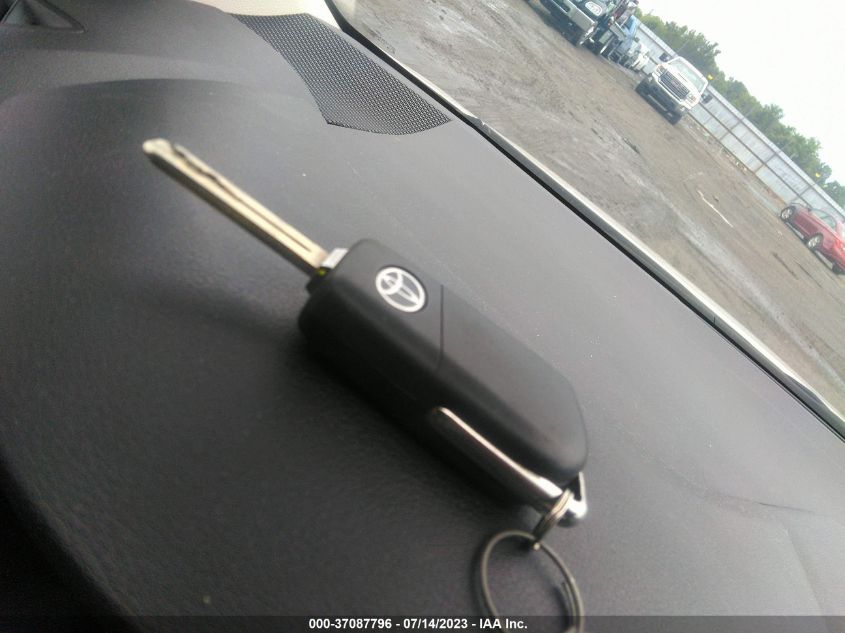 2020 TOYOTA COROLLA LE - 5YFEPRAE0LP037026