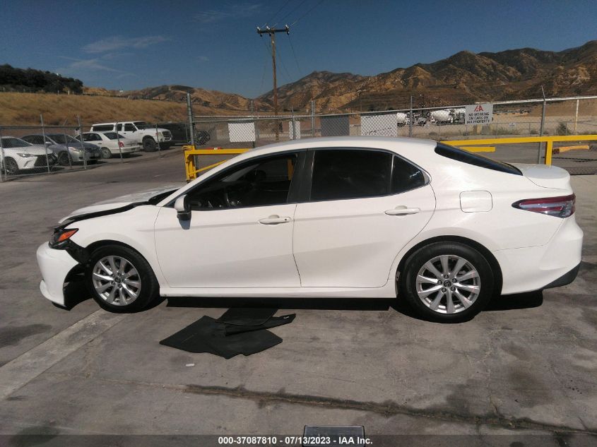 2018 TOYOTA CAMRY LE/SE/XLE/L - JTNB11HK5J3041706