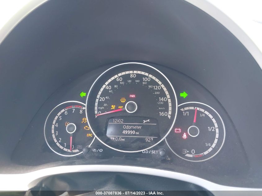 2013 VOLKSWAGEN BEETLE CONVERTIBLE 2.5L W/SOUND/NAV 3VW5P7AT7DM826637
