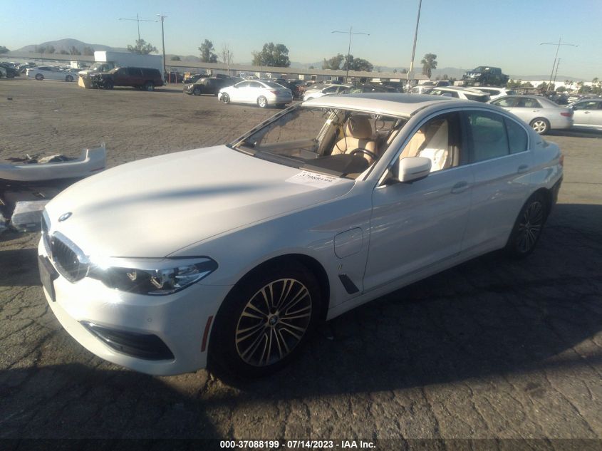 2019 BMW 5 SERIES 530E IPERFORMANCE - WBAJA9C53KB253847