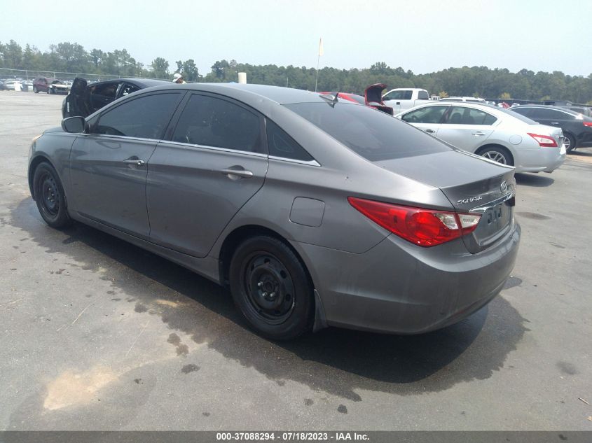 2013 HYUNDAI SONATA GLS - 5NPEB4AC0DH513693