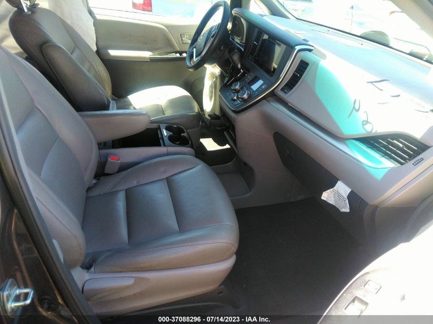 2017 TOYOTA SIENNA LE - 5TDKZ3DC0HS842138